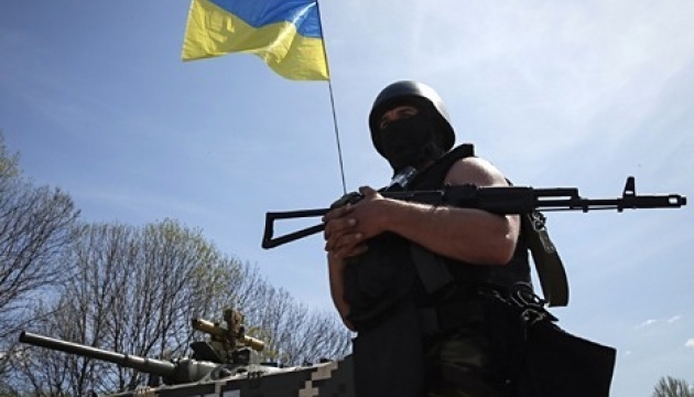 Турчинов допускает введение военного положения на Донбассе