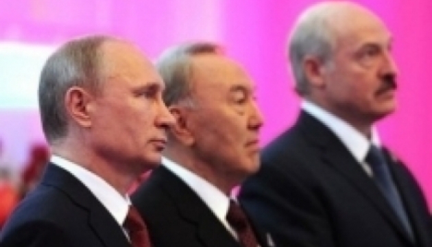 Путин готов встретиться с Порошенко в "теплой компании"? Путин готов встретиться с Порошенко в "теплой компании"?