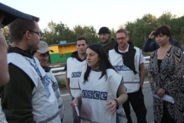 Donbass : un terroriste armé a menacé des observateurs de l'OSCE près de Louhansk