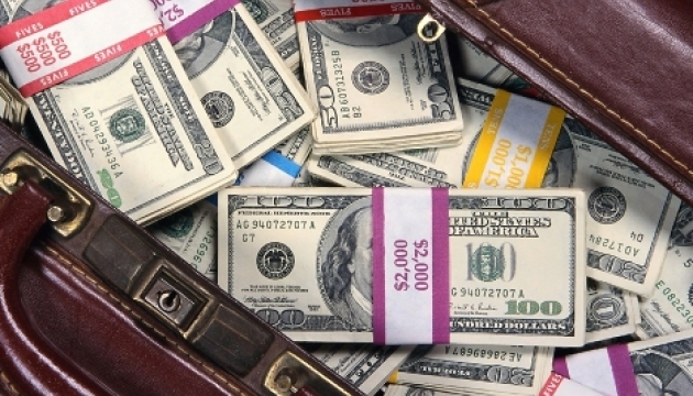 Запад должен дать Украине еще $15 млрд - FT