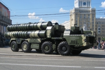 Іран отримав першу партію російських ракетних систем C-300