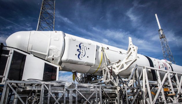 Ілон Маск анонсував запуск двох ракет Falcon 9 Ілон Маск анонсував запуск двох ракет Falcon 9