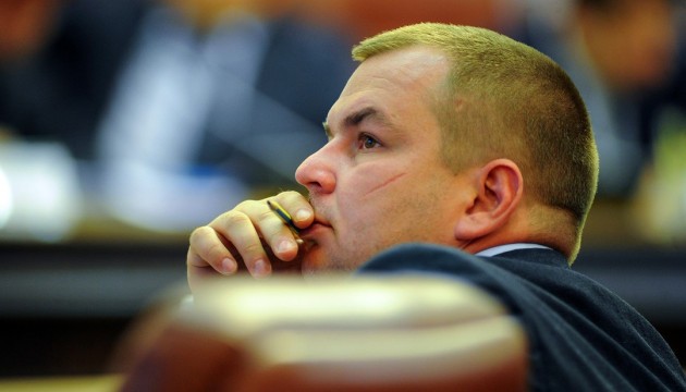 Радію за свого телепня