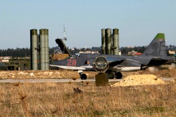 Росіяни не тільки не йдуть з Сирії, а й розширюють авіабазу - Stratfor