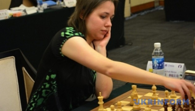 Матч за шахову корону: Музичук поступилася Хоу Іфань у другій партії
