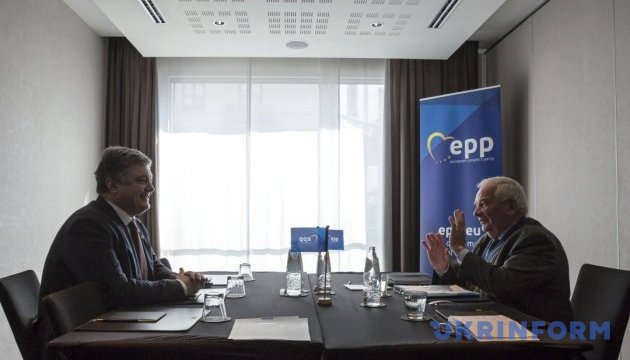Порошенко заручився підтримкою Європейської народної партії Порошенко заручився підтримкою Європейської народної партії