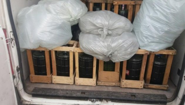 На линии разграничения поймали контрабандистов с тонной алкоголя На линии разграничения поймали контрабандистов с тонной алкоголя