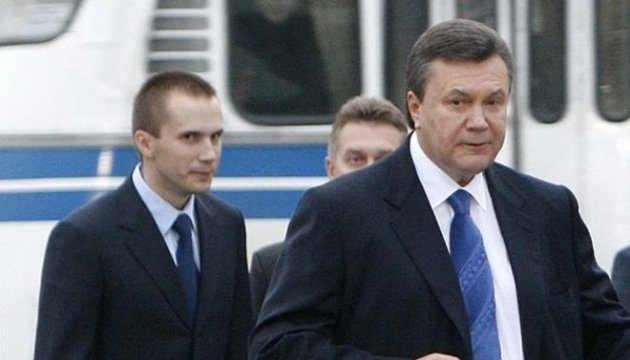 Поліція підтверджує, що Інтерпол припинив розшук Януковичів