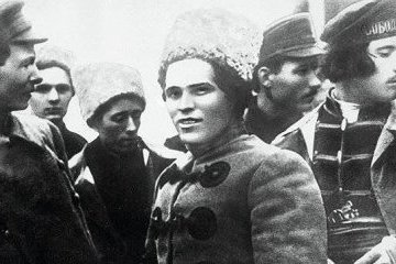 Прах Нестора Махна може повернутися в Україну