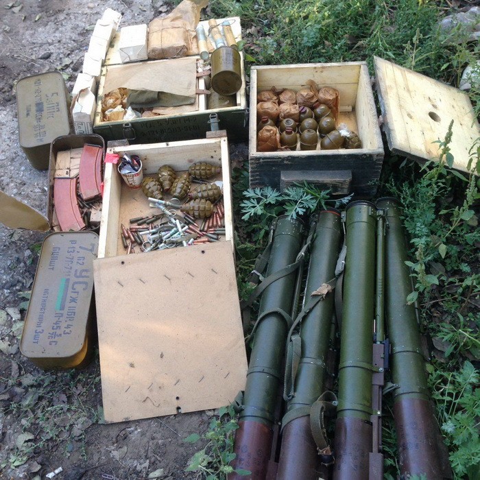 В Красногоровке и Павлополе найдены схроны с боеприпасами — СБУ