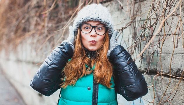 Как распознать жесты из категории «Мне интересно» Как распознать жесты из категории «Мне интересно»