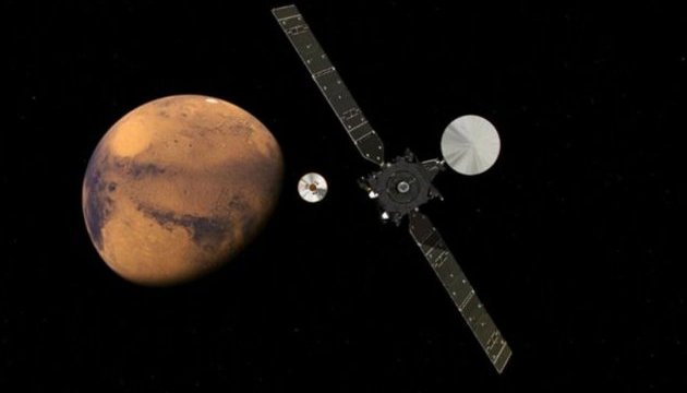 Посадковий блок "Скіапареллі" наближається до Марсу
