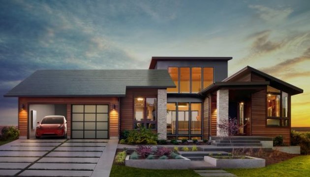 Tesla представила "сонячні дахи" подвоєної потужності