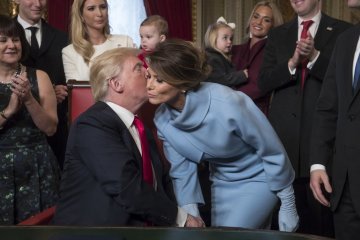 Мелания Трамп популярнее президента США