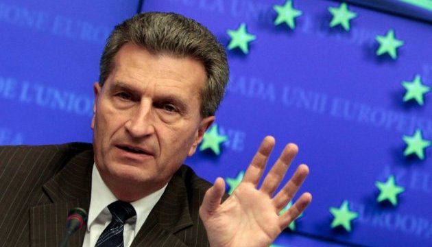 Єврокомісар Еттінгер заявляє, що Британія платитиме ЄС і після Brexit Єврокомісар Еттінгер заявляє, що Британія платитиме ЄС і після Brexit