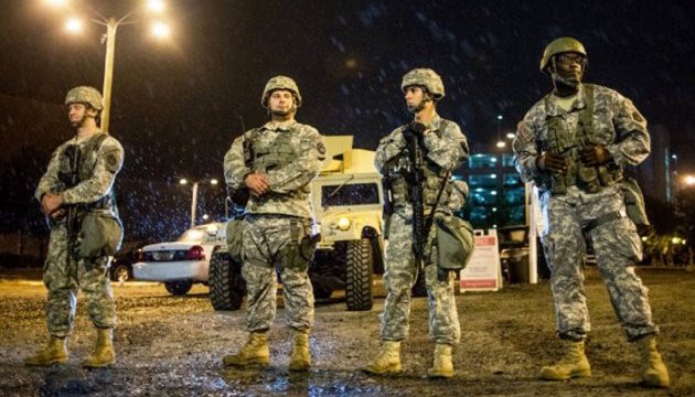 У Трампа заперечили намір мобілізувати Нацгвардію проти нелегальних мігрантів У Трампа заперечили намір мобілізувати Нацгвардію проти нелегальних мігрантів