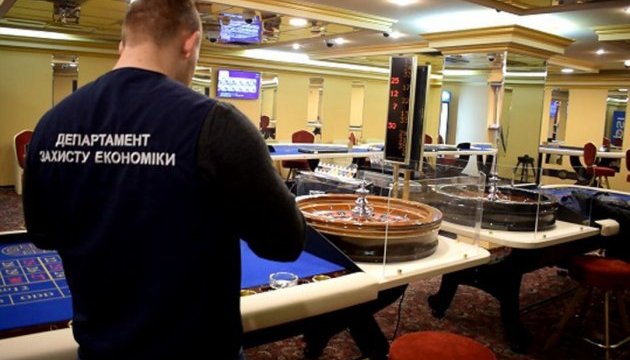 Казино на Оболоні діяло під вивіскою державної лотереї Казино на Оболоні діяло під вивіскою державної лотереї