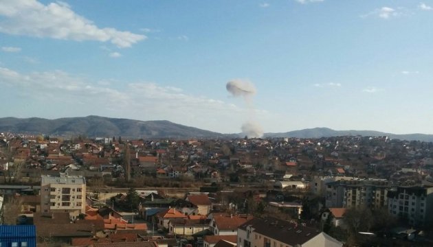 На військовому заводі в Сербії сталося два вибухи: є постраждалі На військовому заводі в Сербії сталося два вибухи: є постраждалі