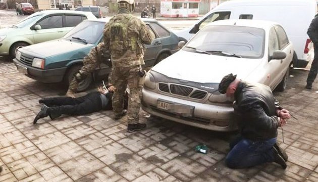 У Слов'янську СБУ ліквідувала особливо небезпечну банду У Слов'янську СБУ ліквідувала особливо небезпечну банду