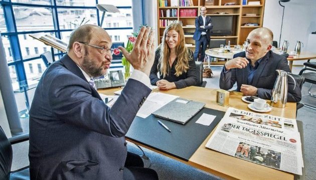 Кандидат у канцлери Шульц хоче прибрати з Німеччини ядерну зброю США Кандидат у канцлери Шульц хоче прибрати з Німеччини ядерну зброю США