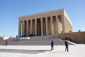 Анкара: місто царя Мідаса й ангорських кроликів