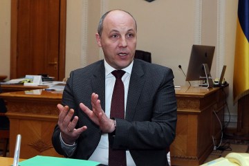 Парубій підписав закон про дипслужбу