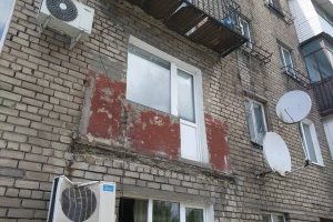 У центрі Запоріжжя на аптеку завалилися балкони