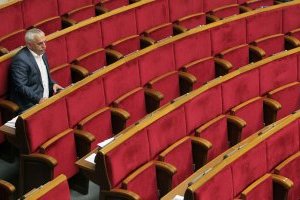 Самотність у Раді, "пухнаста" Одеса і президент в автобусі