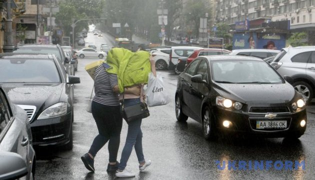 Захід України накриють сильні дощі та грози Захід України накриють сильні дощі та грози