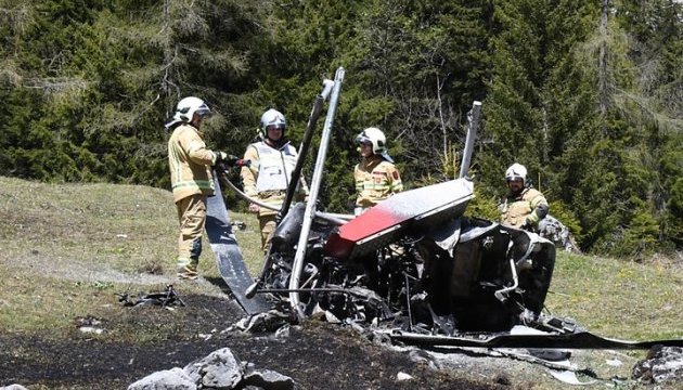 В Австрії розбився гелікоптер, є загиблі В Австрії розбився гелікоптер, є загиблі