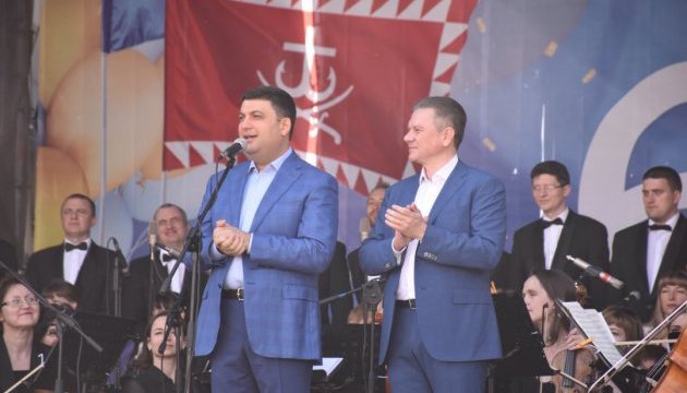 Ювілейний десятий День Європи відзначали десятки тисяч вінничан Ювілейний десятий День Європи відзначали десятки тисяч вінничан