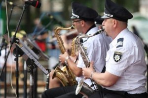 Establecen un récord de Ucrania en el concurso de orquestas de la Policía Nacional. Fotos. Video