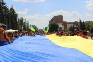 Toretsk a fête le 3e anniversaire de la libération de la ville des terroristes (photos)