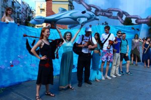 Leur maison est la mer: à Kyiv, les «filles de l’eau» ont protesté contre les delphinariums