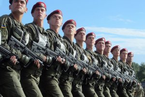 La répétition d'un défilé militaire à l'occasion du Jour de l'indépendance à Kyiv