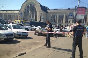 Стрілянина на центральному вокзалі Києва: є поранені