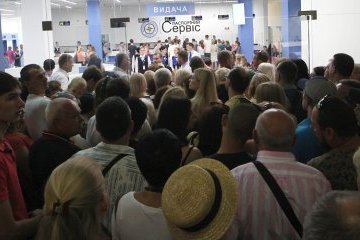 Біометрика без черг: у Києві відкрили найбільший у країні сервіс