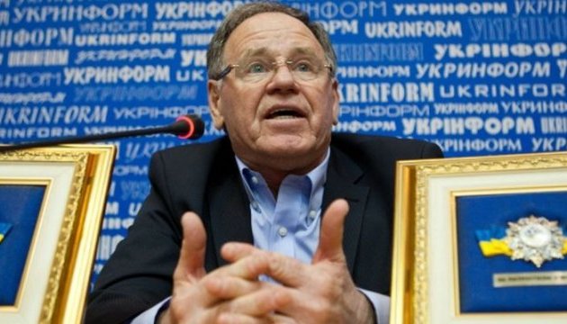 Сабо: Якщо ми воюємо з Росією, то навіщо мені туди їхати Сабо: Якщо ми воюємо з Росією, то навіщо мені туди їхати