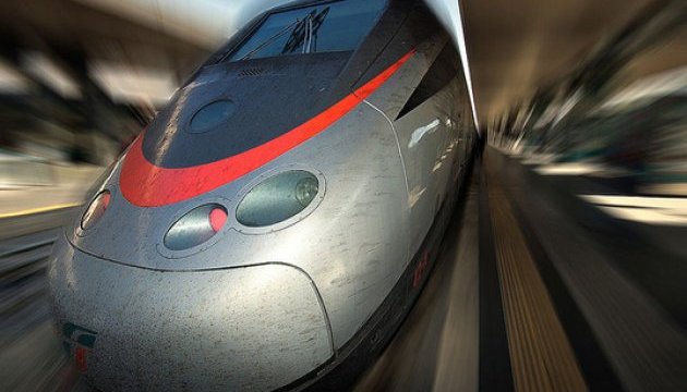 В США столкнулись поезда - пострадали 42 человека В США столкнулись поезда - пострадали 42 человека