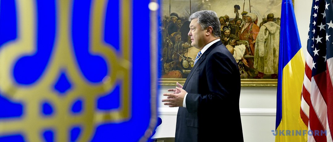 El presidente Poroshenko expresa sus condolencias por el tiroteo en la iglesia de Texas El presidente Poroshenko expresa sus condolencias por el tiroteo en la iglesia de Texas
