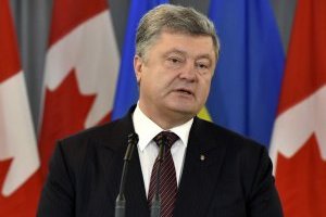 Канадський депутат розказав, про що найбільше розпитували Порошенка