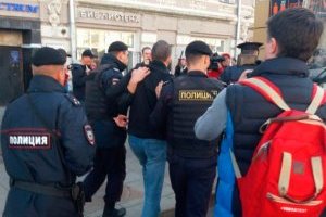 На акції у Москві затримали 50 осіб. Удальцов з Лимоновим - у відділку