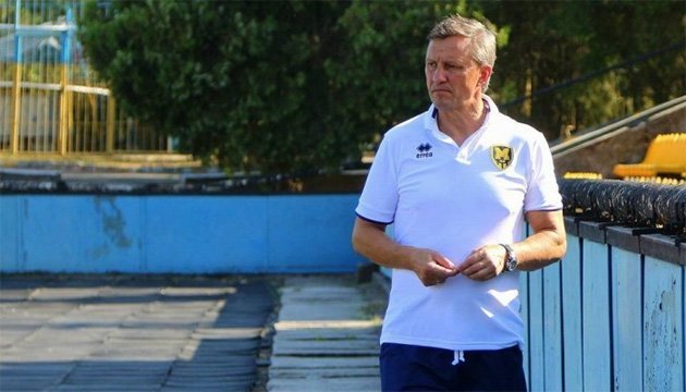 Футбол: "Металіст 1925" розірвав контракт із головним тренером Призетком Футбол: "Металіст 1925" розірвав контракт із головним тренером Призетком