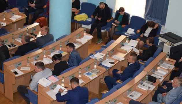 Вінницька облрада поліпшила підтримку учасників АТО та членів їхніх сімей Вінницька облрада поліпшила підтримку учасників АТО та членів їхніх сімей