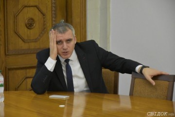Мер Миколаєва заявив, що люди самі мають турбуватися, хто обслуговуватиме їхні будинки