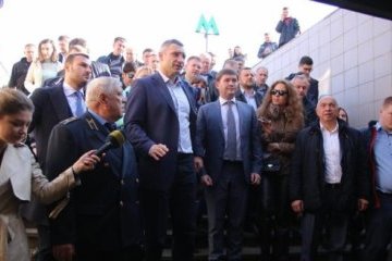 Столична влада продовжить зносити незаконні МАФи біля метро – Кличко