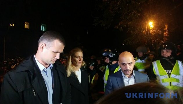 На Банковій показали розмову з нардепами-мітингувальниками На Банковій показали розмову з нардепами-мітингувальниками