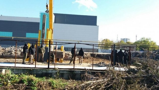 Тітушки-будівельники, порушення військового статуту, клан мера Одеси… Тітушки-будівельники, порушення військового статуту, клан мера Одеси…