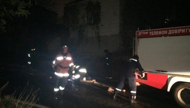 У центрі Вінниці горів будинок У центрі Вінниці горів будинок