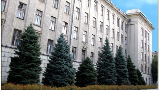 Страви з тарганами: до Харківського університету Повітряних сил приїхала перевірка Страви з тарганами: до Харківського університету Повітряних сил приїхала перевірка